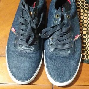 Levis Shoes size 11